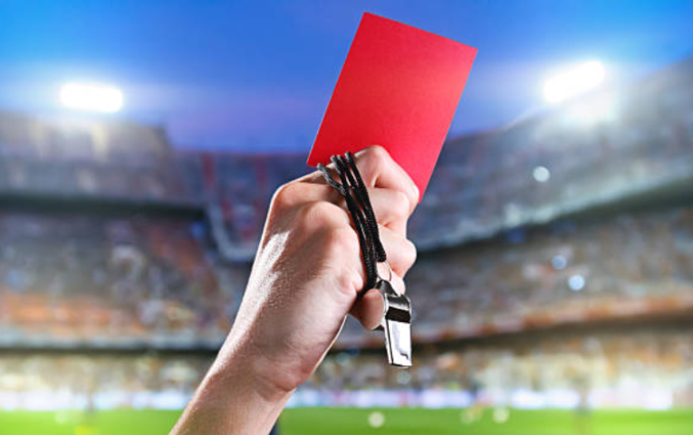 Kèo thẻ đỏ